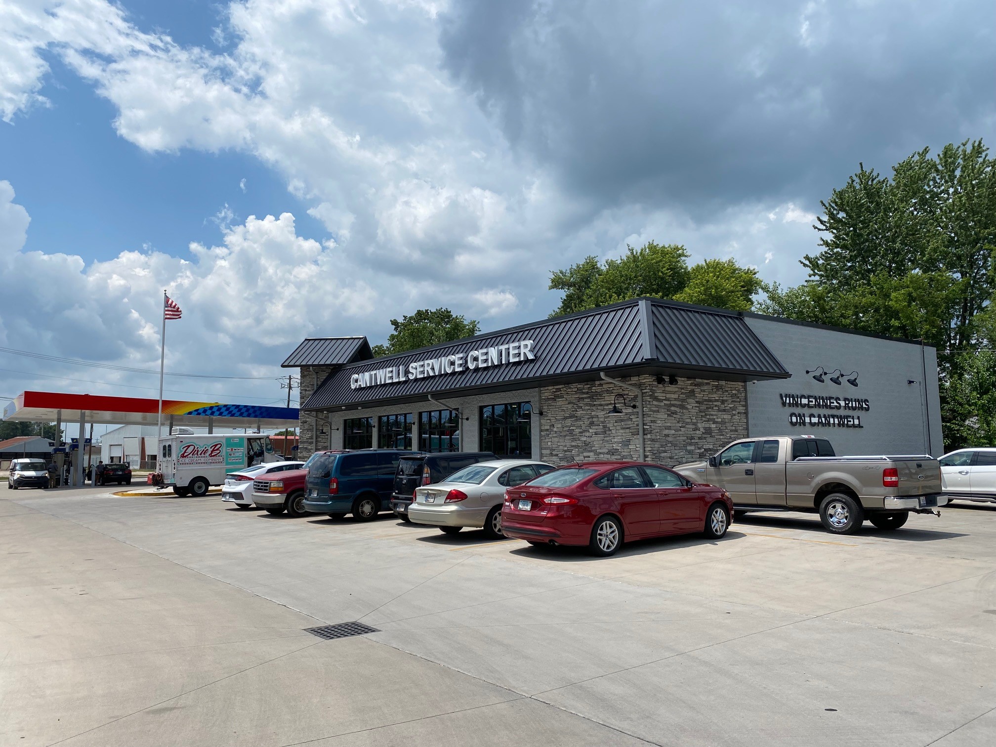 Cantwell's Service Center Vincennes/Knox County VTB